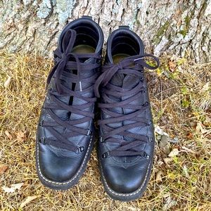 Cole Haan Hiker Nike Air Waterproof Size 10
